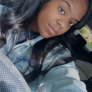 Meet your Posher, Savanah